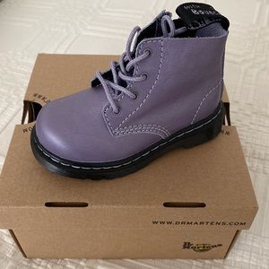 Dr. Marten’s Pascal style little girl’s boots. Metallic Lavender. Never worn.